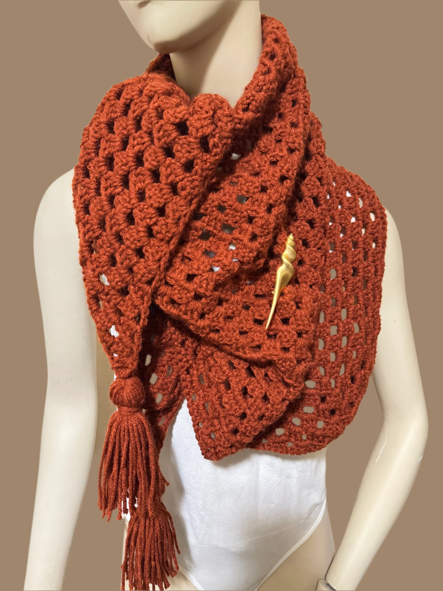 Cinnamon versatile triangle scarf w/ vintage brooch