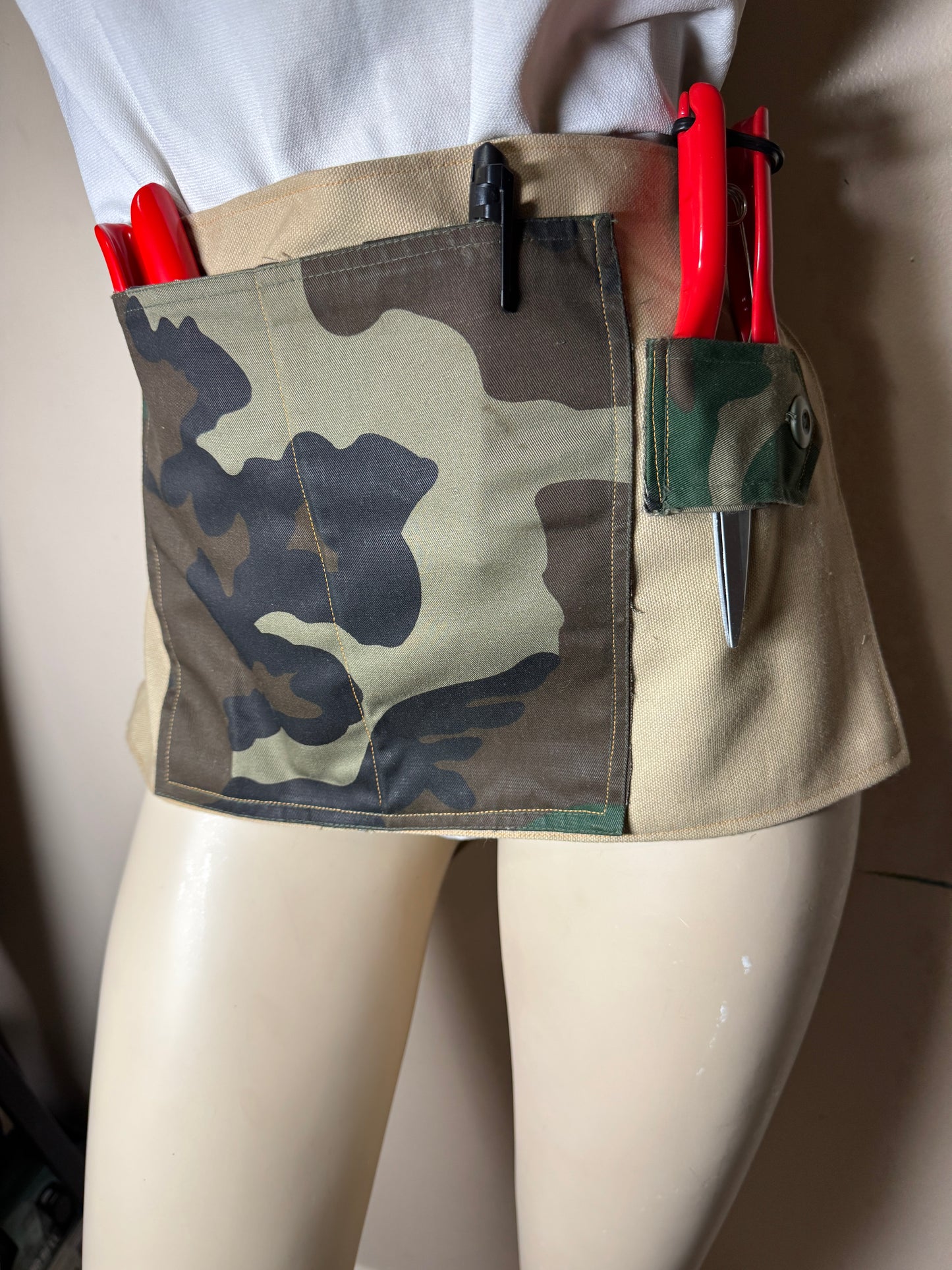 Gardner/Farmer Apron - Tool