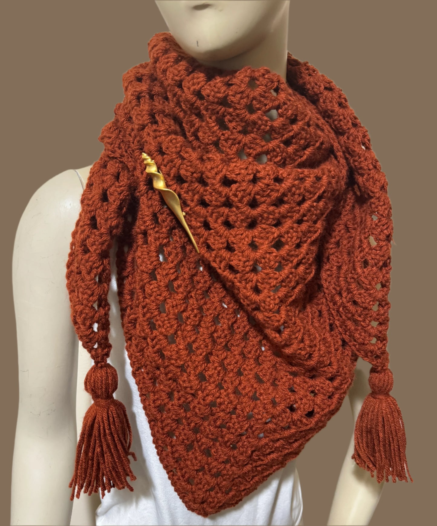 Cinnamon versatile triangle scarf w/ vintage brooch