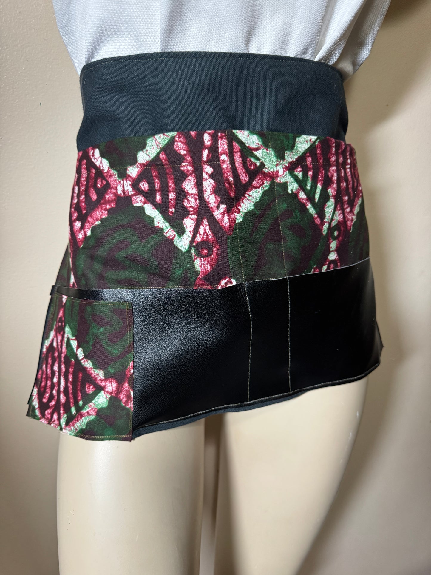 Gardner/Farmer Apron - Tool