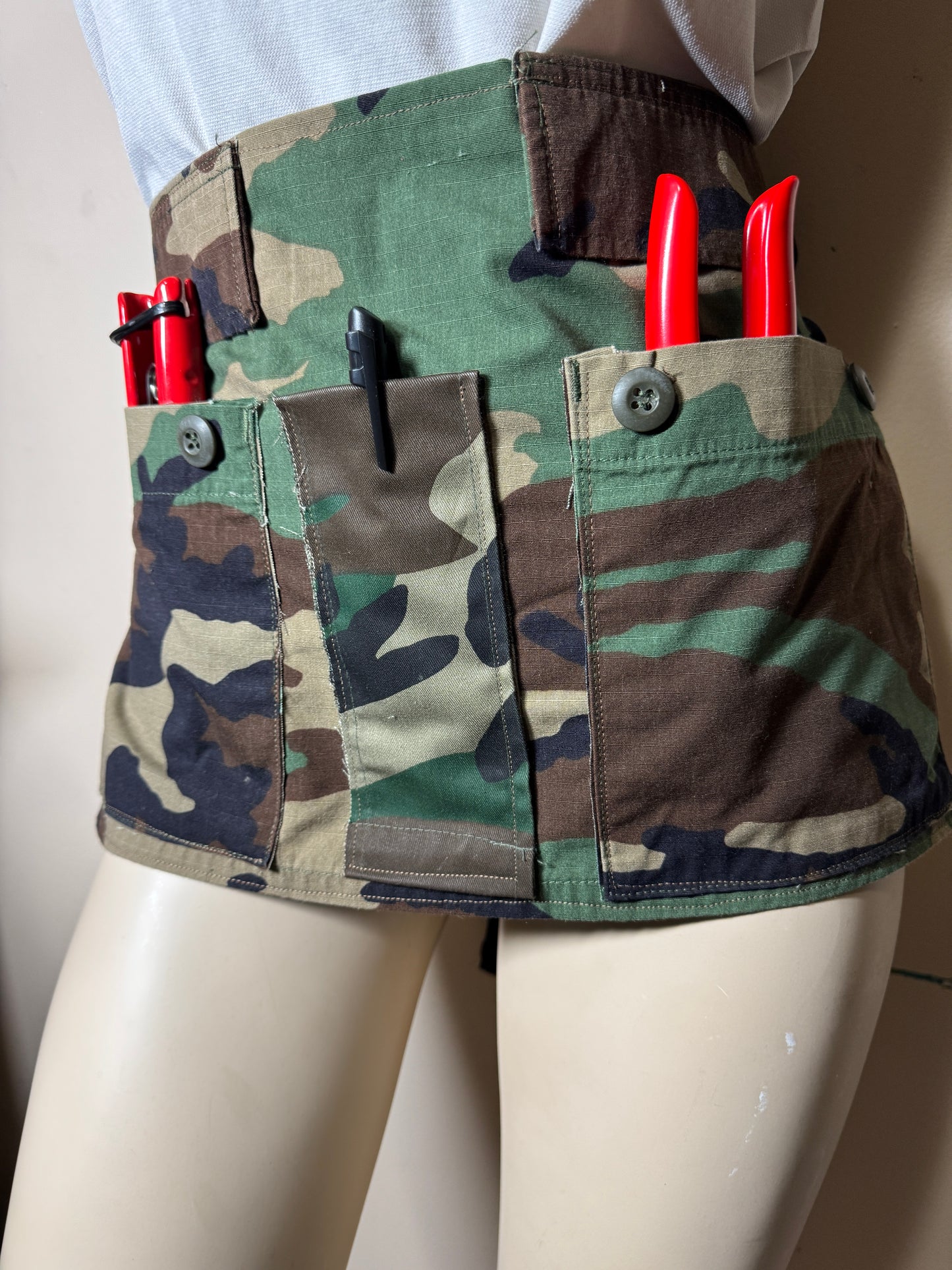 Gardner/Farmer Apron - Tool
