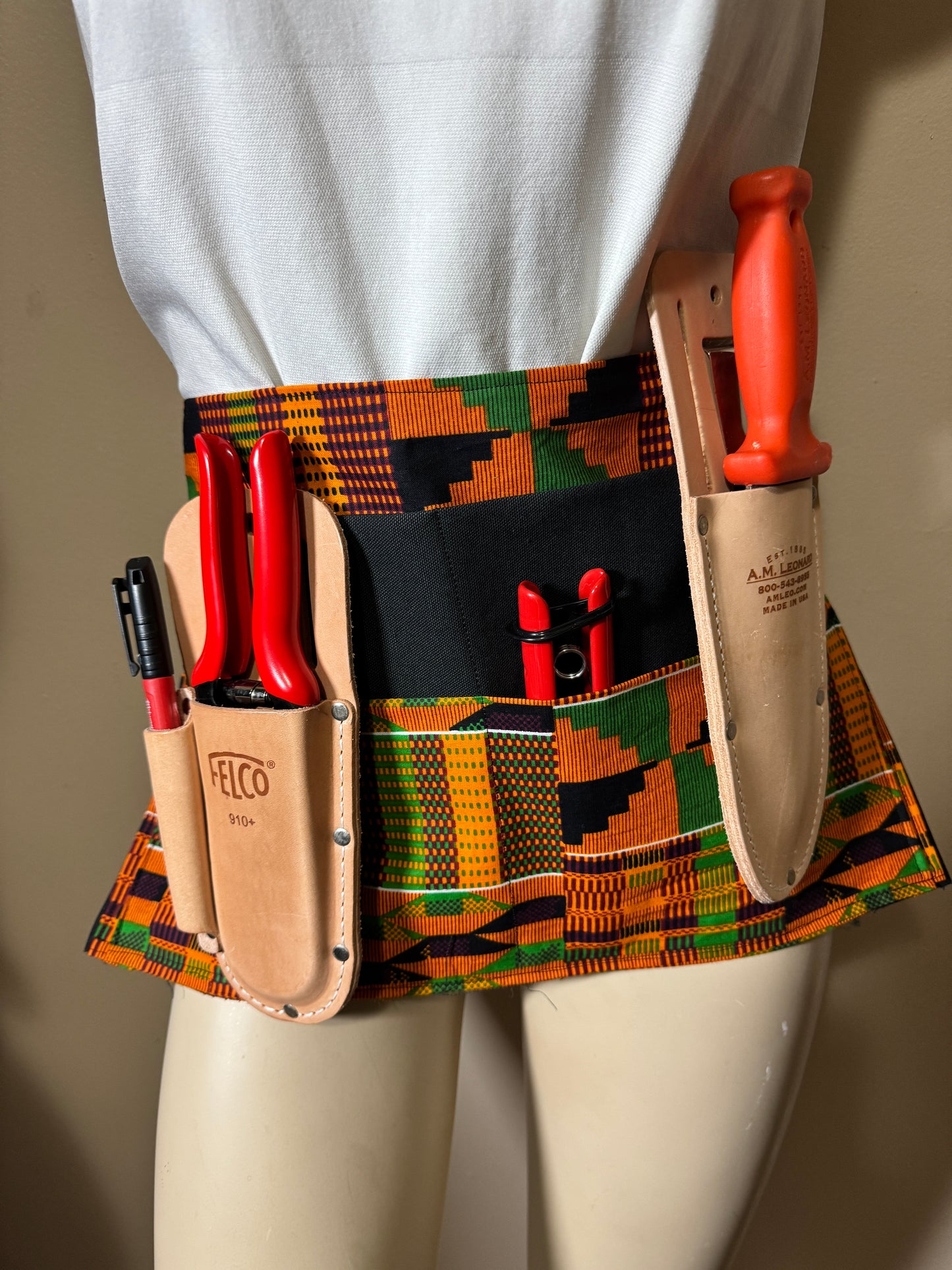 Gardner/Farmer Apron - Tool