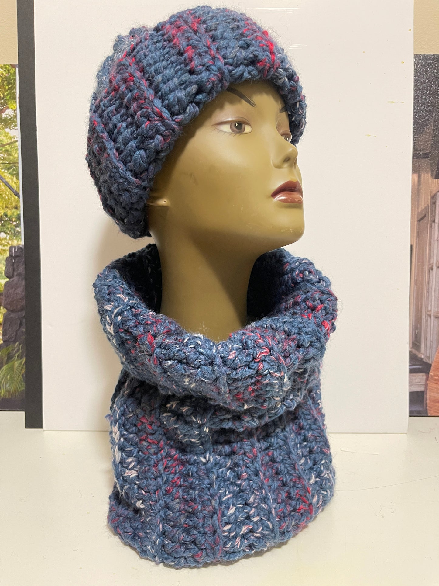 Blue flag Crochet hat/Neck wrap set