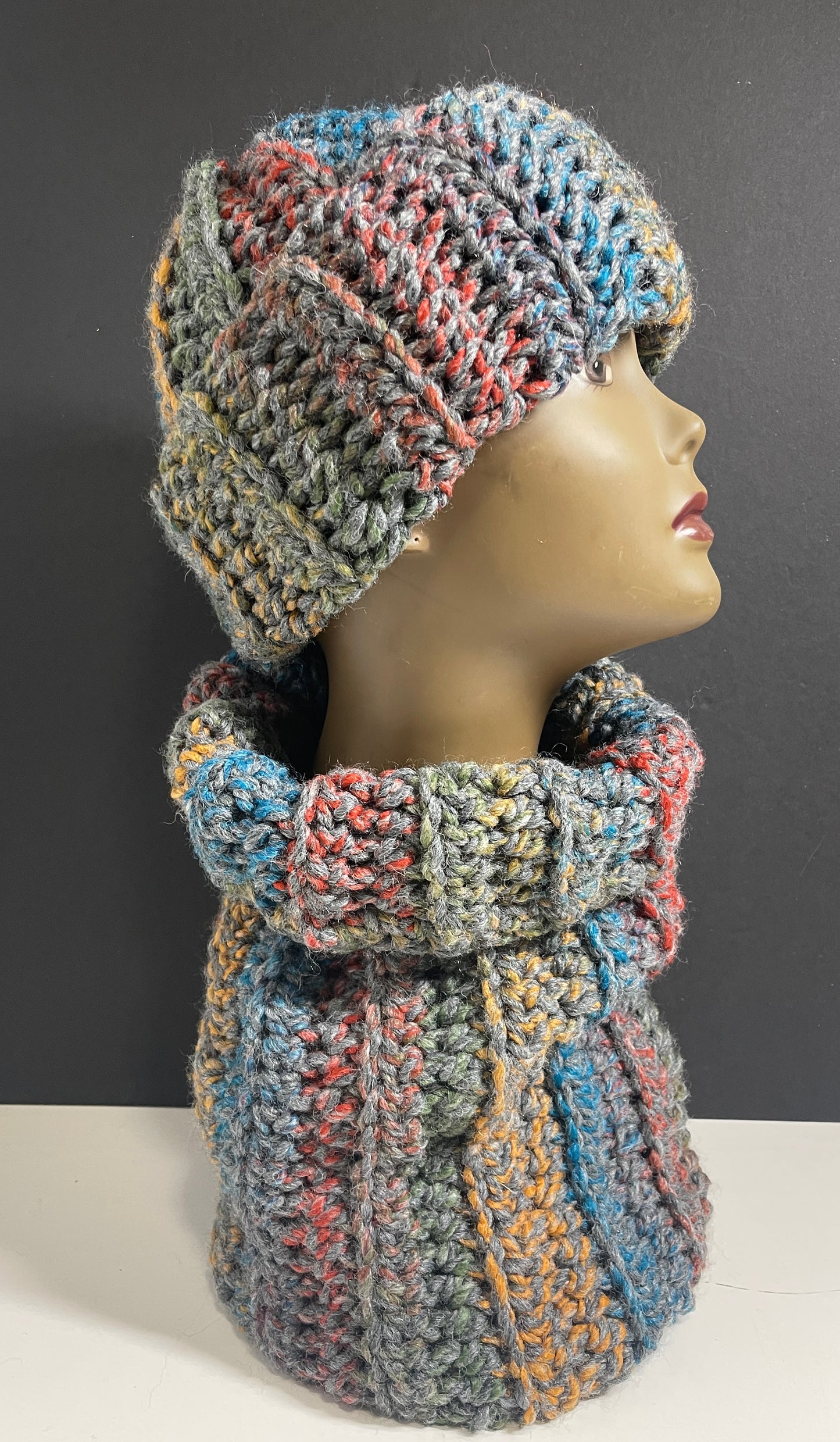 Primary Chunky Hat/ Neck Wrap Set